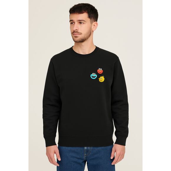 Uniqlo x KAWS x Sesame Street Sweatshirt Black Size L
